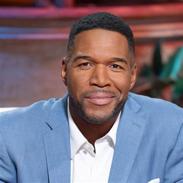 Michael Strahan's Home: A Look Inside the Luxurious Lifestyle of the NFL Legend